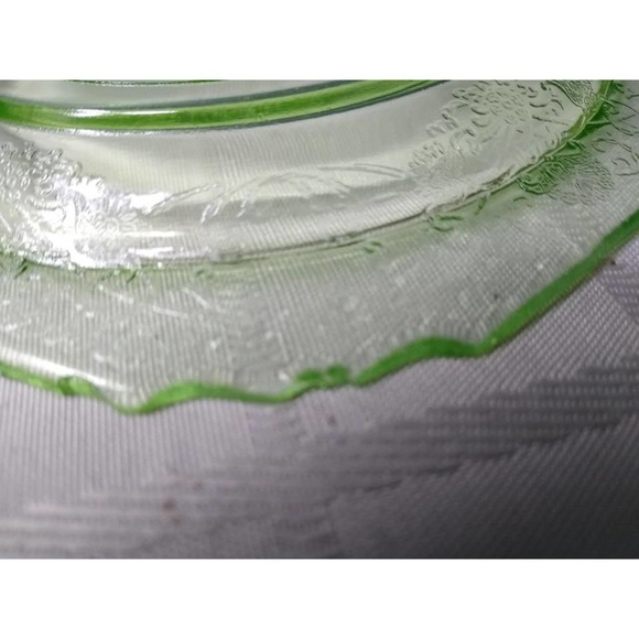 Florentine uranium glass soup bowls and saucers (set of 5) - Picture 6 of 6